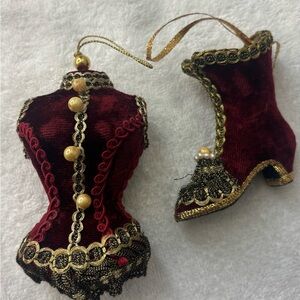 Elegant Vintage Red and Gold Corset and Boot Victorian Style Ornament Set